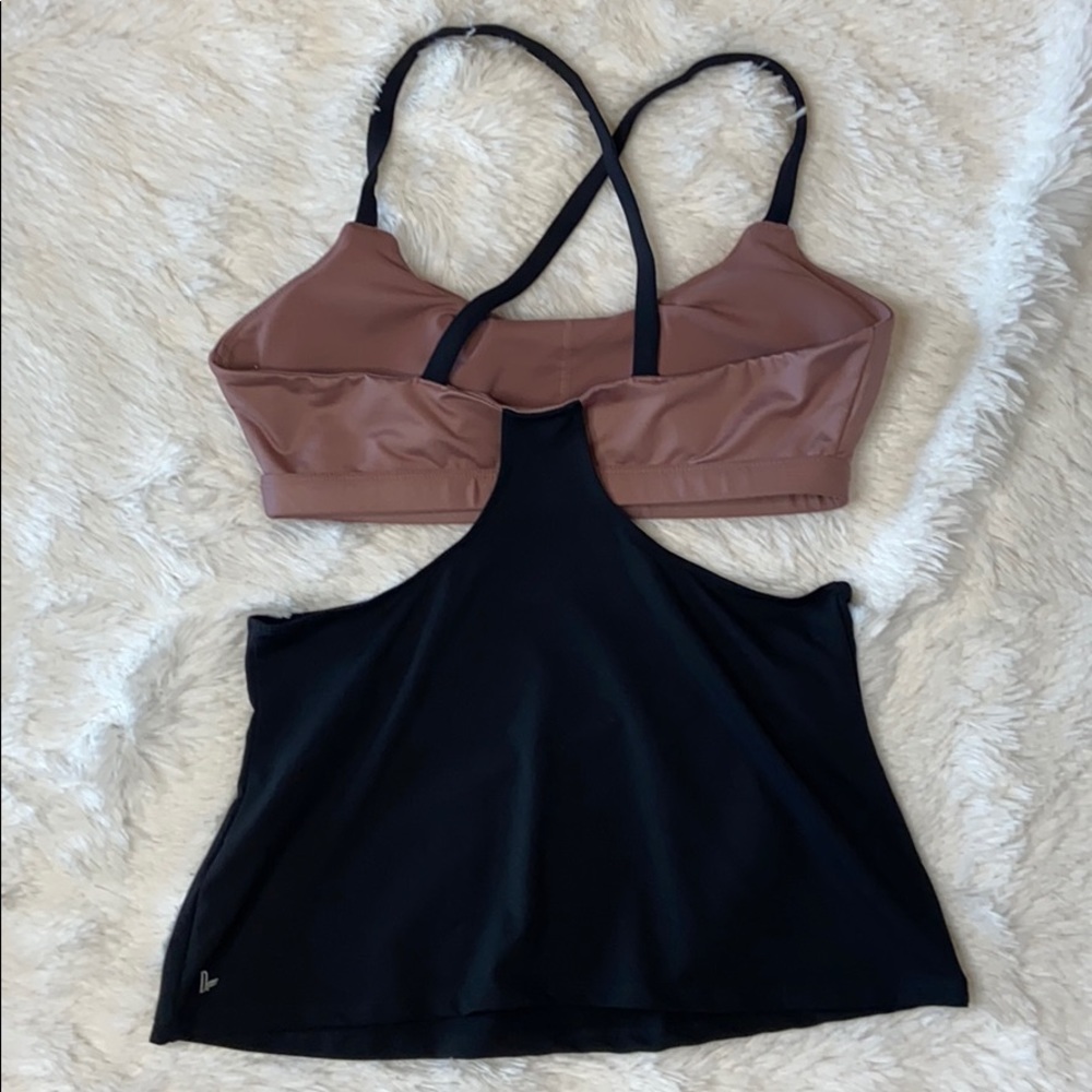Fabletics Demi Lovato Julia Performance Ta… - Picture 6 of 8